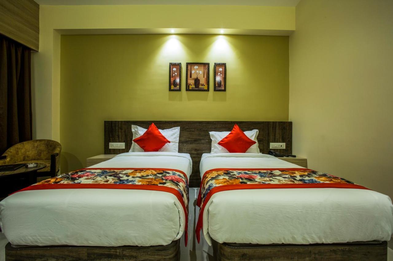 Hotel Malisca Siliguri Exterior photo